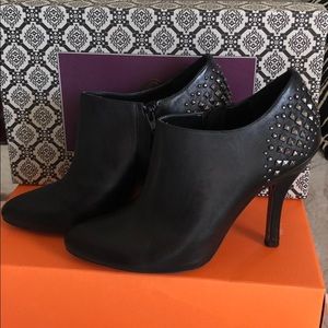 Isola black heels with stud NWT